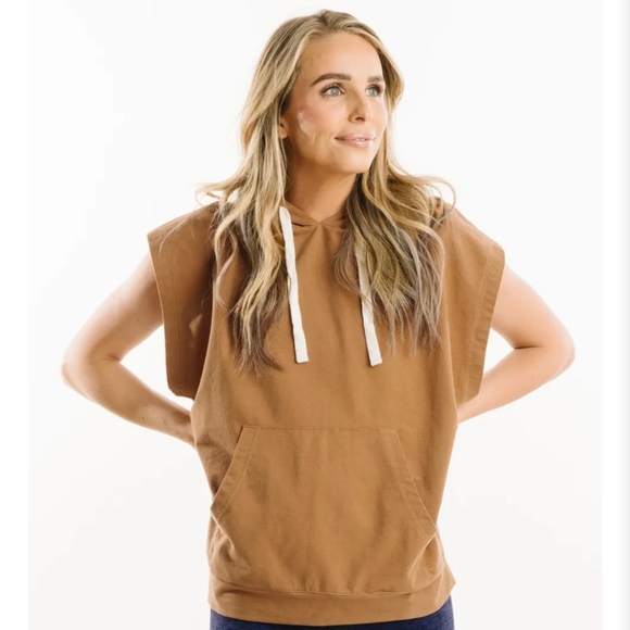 Zyia Camel Knockout Cinch Hoodie - Picture 6 of 10